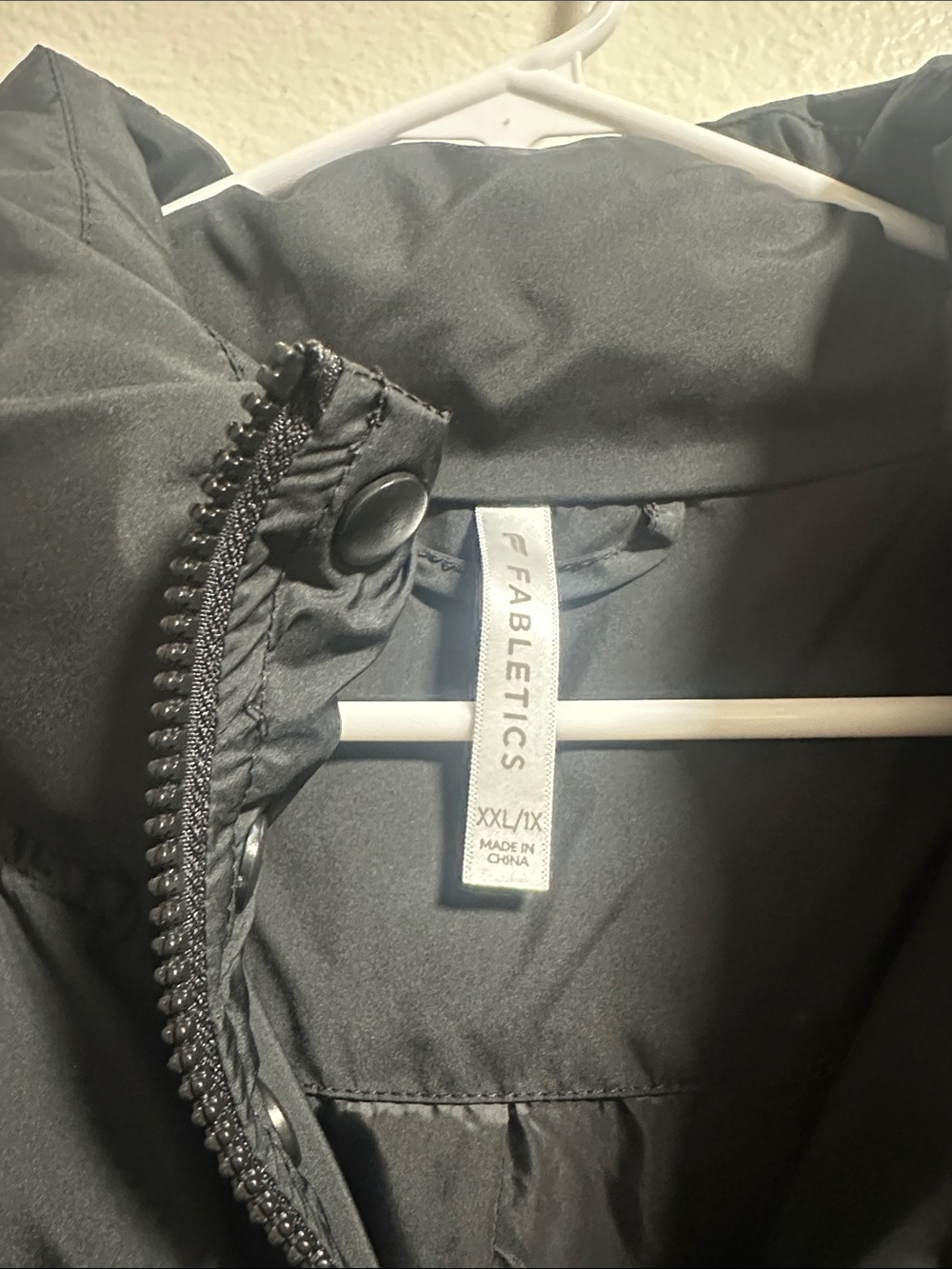 Fabletics Essential Puffer - Picture 3 of 3